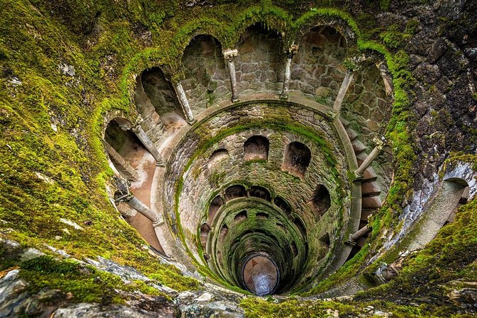 Sintra/Pena, Regaleira & Monserrate - Discovering Quinta da Regaleira