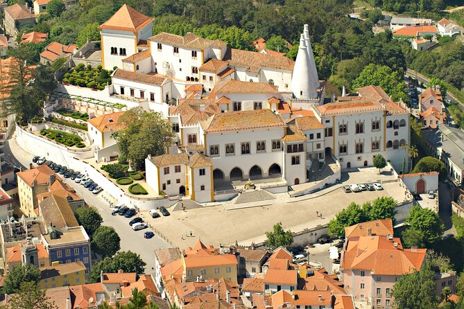 Sintra Private Full-Day Tour - Key Points