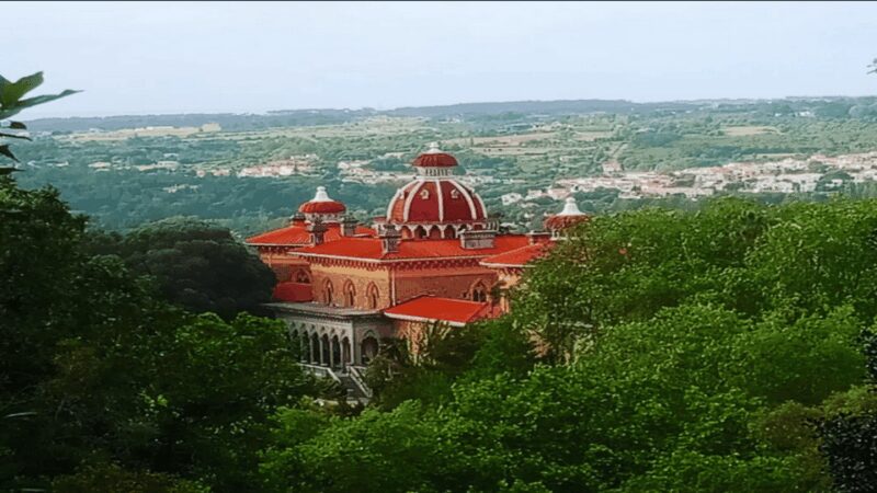 Sintra: Private Palaces, Moorish Castle, and Roca Cape Tour - Exploring Cabo da Roca: The Edge of Europe