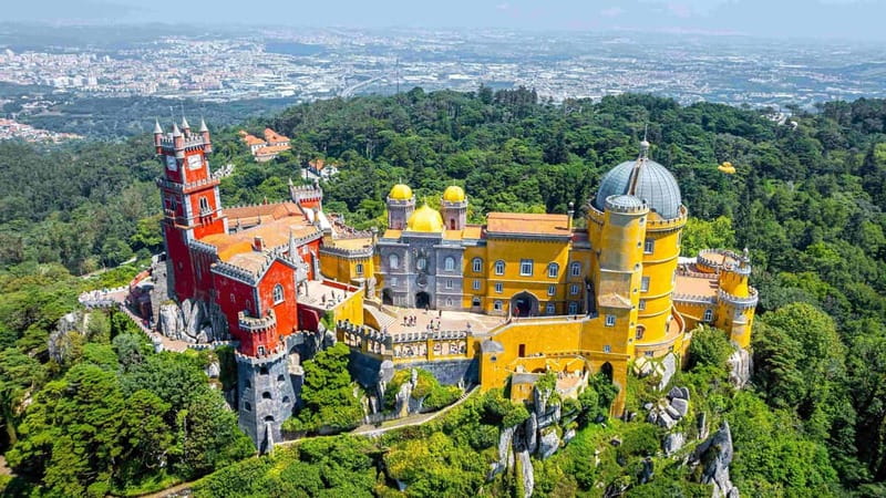 Sintra: Private Sightseeing Tuk Tuk Tour with Local Guide - Discovering the Palace of Pena and Its Fairy-Tale Charm