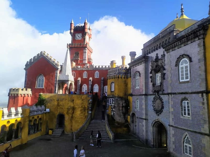 Sintra Private Tour w/Picnic: Pena Park & Qta da Regaleira - Scenic Drive and Picnic at Azenhas do Mar