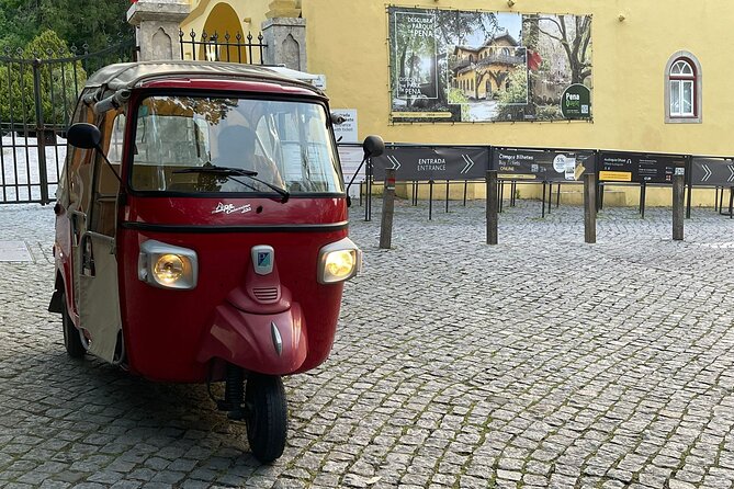 Sintra Sightseeing Tour - The Guide and Transportation Experience
