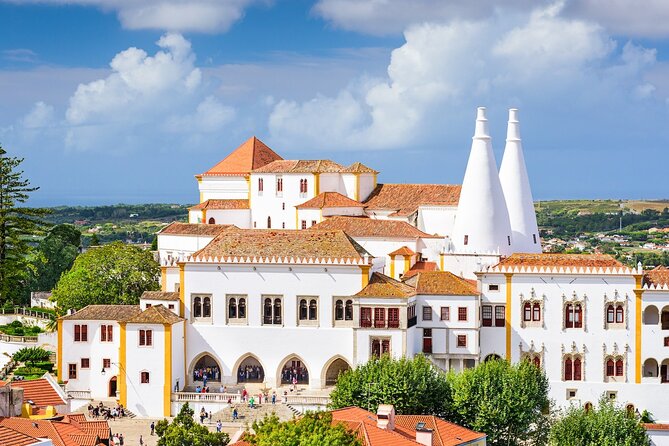 Sintra Sightseeing Tour - Meeting Point, Logistics, and Group Size