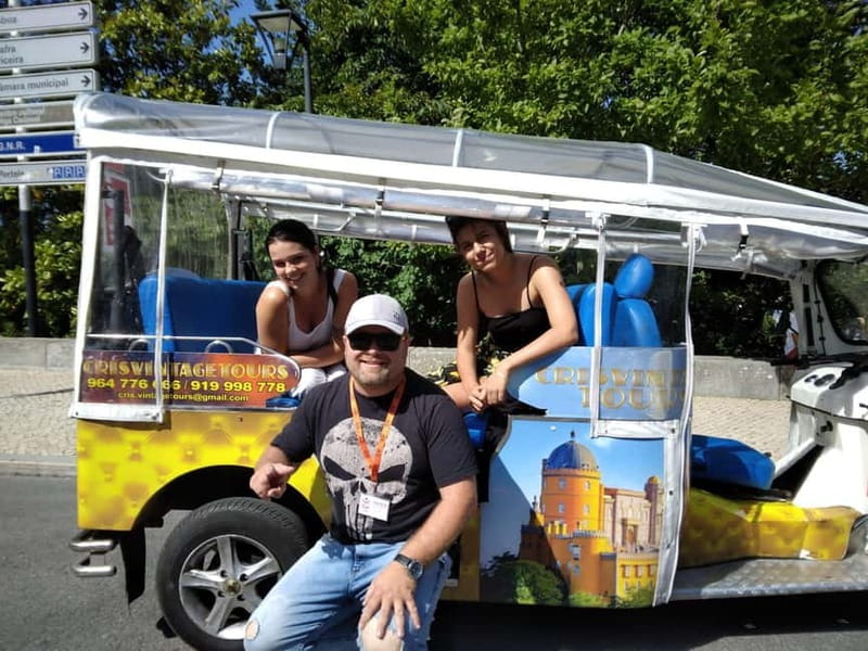 Sintra Tour: Palaces and Dream Landscapes in Tuk Tuk - End of the Tour: Sintra’s Historic Center and Pastries