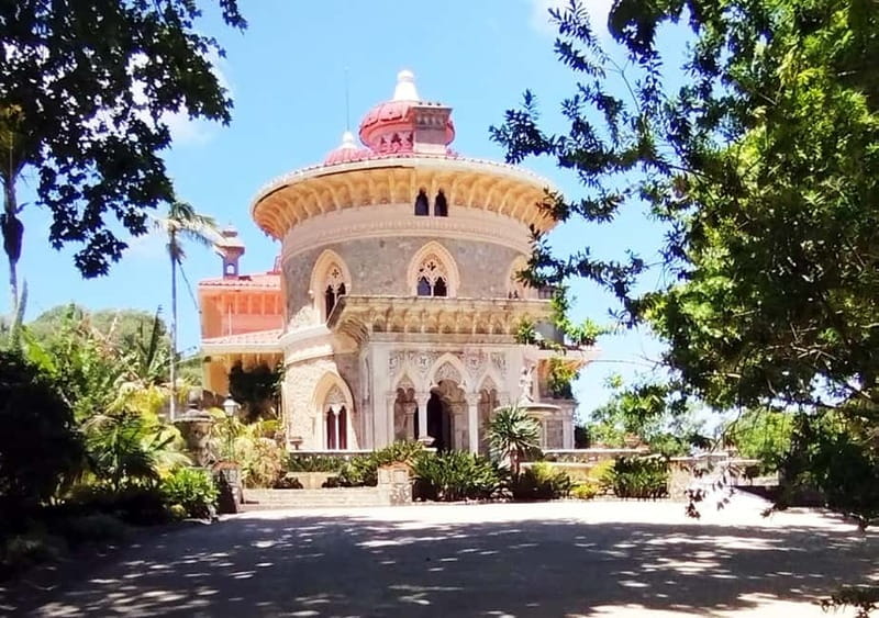 Sintra Unique Tour - Two Palaces and Azenhas do Mar - Marvel at Pena Palace’s Colorful Towers and Hidden Gardens