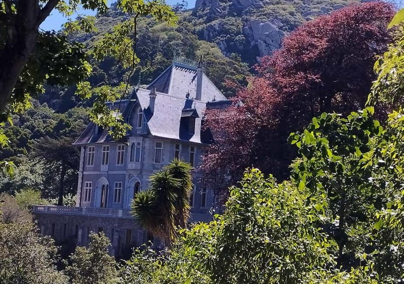 Sintra Unique Tour - Two Palaces and Azenhas do Mar - Who Will Appreciate This Sintra Day Trip