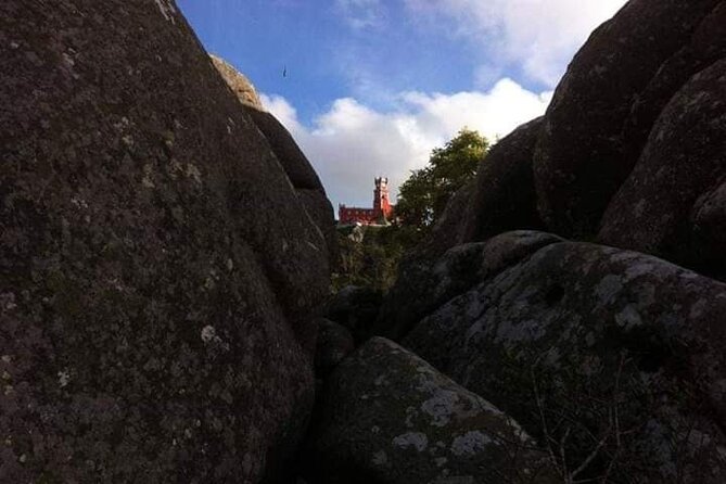 Sintra's Crown Jewels Tour (Min 4pax to 6pax) - Exploring Castelo dos Mouros: The Moorish Fortress