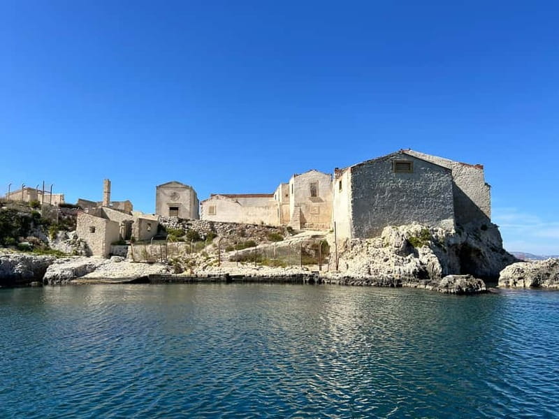 Siracusa Boat Tour: Tuna Factories of South East of Sicily - Key Points