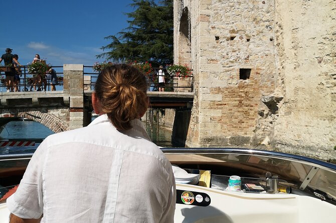 Sirmione off the Crowds Boat and Walking Tour with a Drink - An Authentic Sirmione Experience Combining Boat Tour and Walking Exploration
