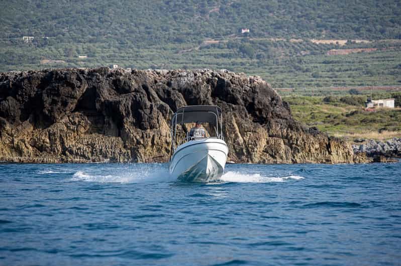 Sisi: Boat Trip to Hidden Coves and Sea Caves - Navigating the Hidden Coves of Crete