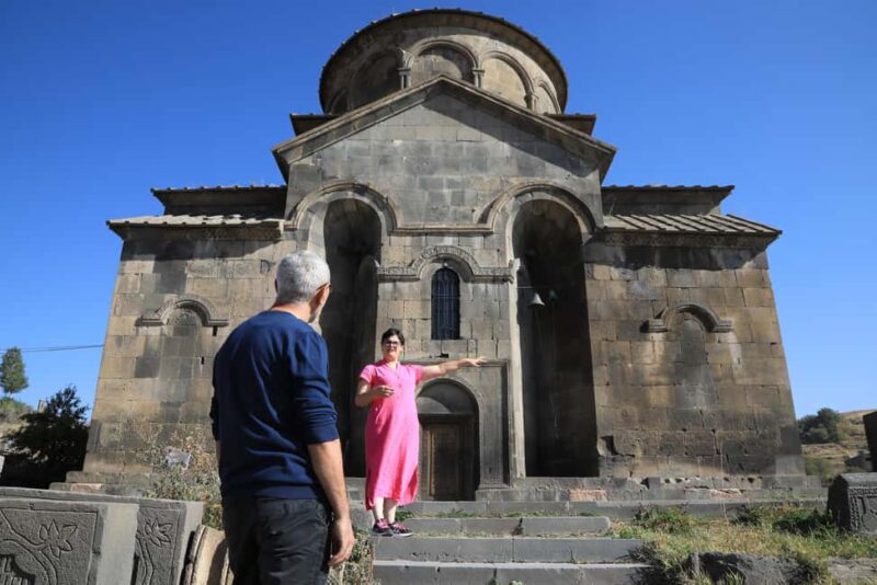 Sisian: Walking City Tour - The Practicalities: Meeting Point and Language Options