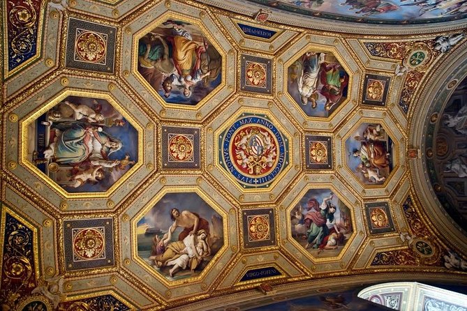 Sistine Chapel Morning Tour with Vatican Museums Galleries & Raphael Rooms - The Practicalities of the Tour Experience