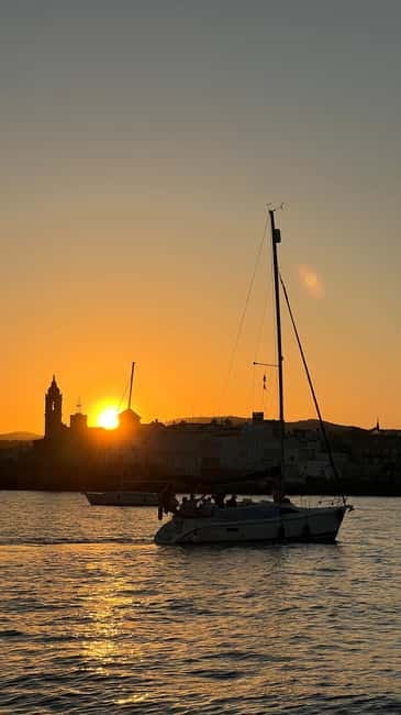 Sitges Sunset: Guided Tour by Sailboat along the Sitges Coast. - Key Points