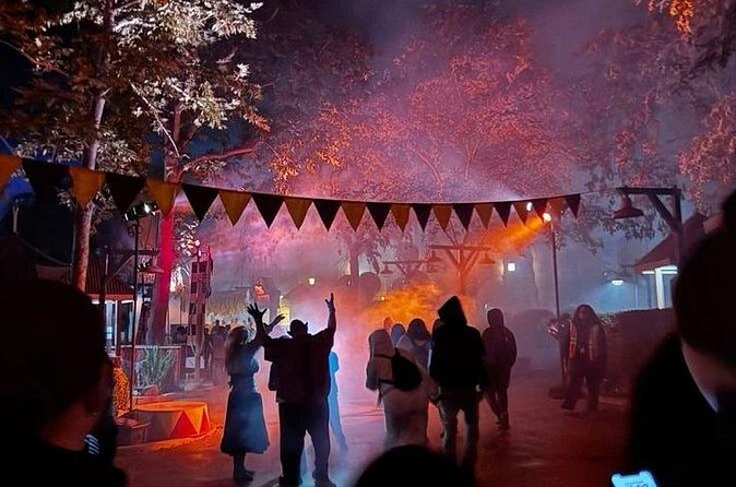 Six Flags Park Festival of Terror - Highlights of Six Flags Mexico for Family Fun and Thrill Seekers