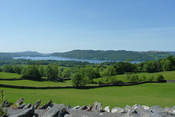 Six Lakes Spectacular - The Role of the Guides and Onboard Commentary