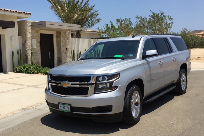 SJD Airport to Cabo San Lucas - One way service - Smooth Start to Your Cabo Trip with Private Airport Transfer