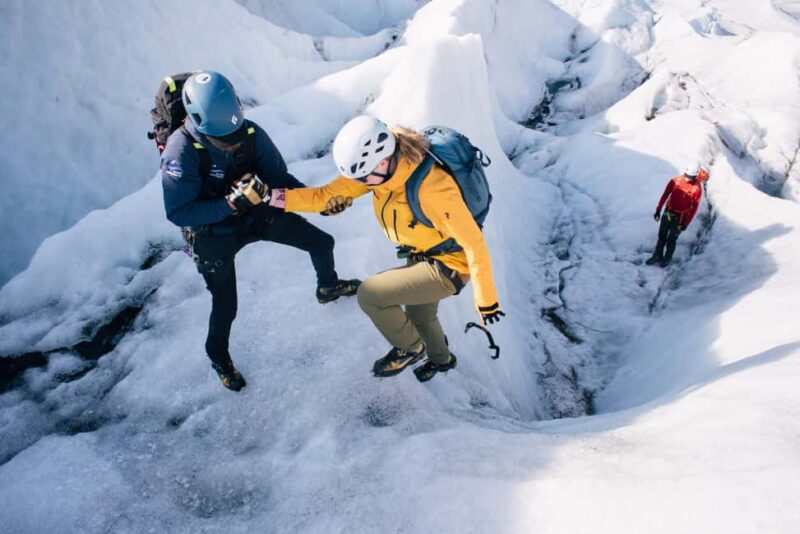 Skaftafell: Glacier XTreme - Hike & Ice Climbing Adventure - Expert Guides Make the Difference