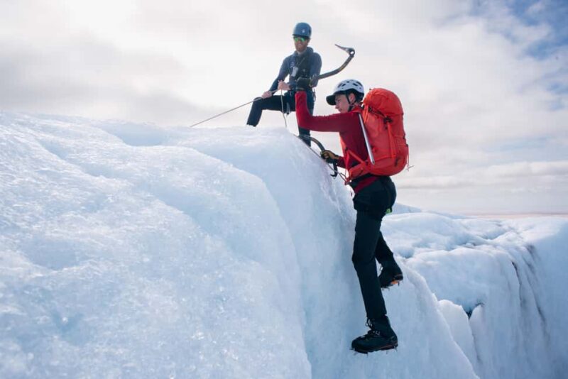 Skaftafell: Glacier XTreme - Hike & Ice Climbing Adventure - Meeting Point and Small Group Experience