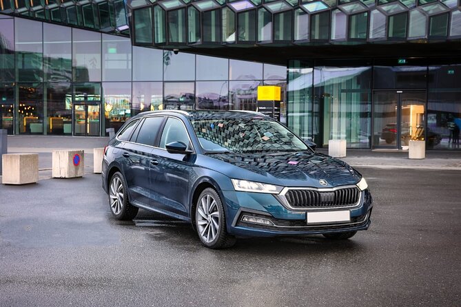 Skarfabakki Harbour to Keflavik Airport - Efficient and Comfortable Transport from Skarfabakki Harbour to Keflavik Airport