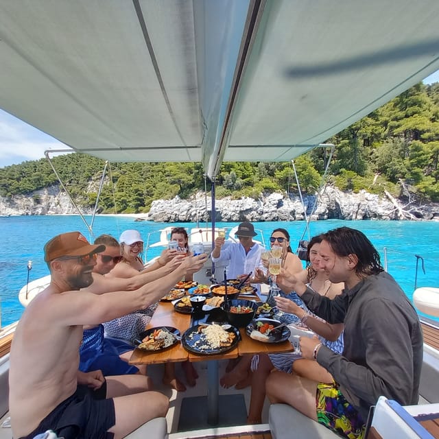 Skiathos private tours :Sailing day with lunch on board, - Accessibility and Group Size Considerations