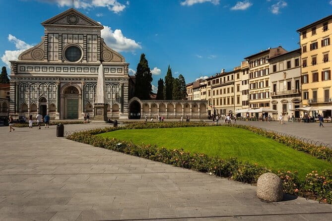 Skip-the-Line Accademia Guided Visit: David Secrets and Beyond - The Guide’s Style and Audience Experience