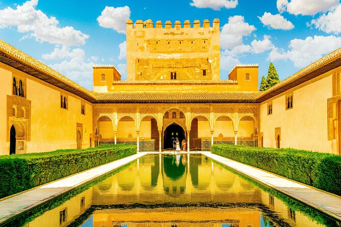 Skip-the-line Alhambra and Nasrid Palace Tour in Granada - Physical Requirements and Accessibility
