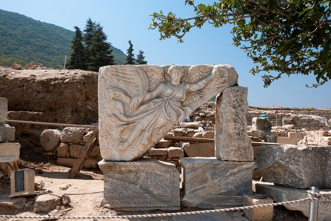 SKIP-THE-LINE: BEST OF EPHESUS PRIVATE TOUR with Lunch & ENTRY - Exploring the Ephesus Terrace Houses