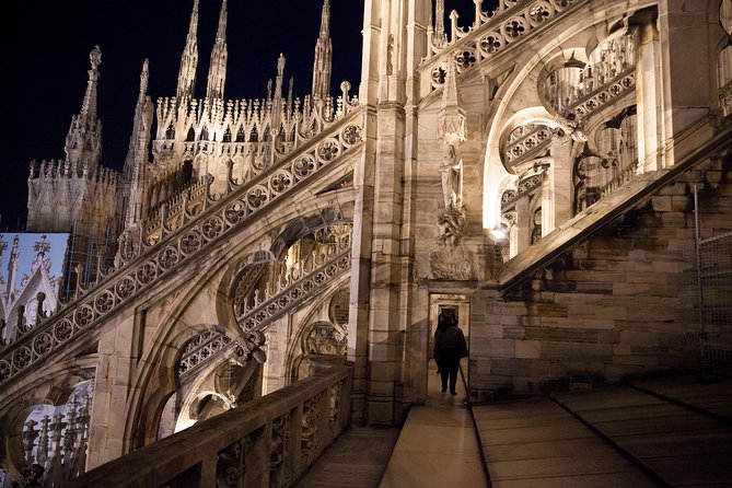 Skip The Line: Best Of Milan Tour With Last Supper & Milan Duomo - Inside the Basilica: Exploring the Gothic Masterpiece