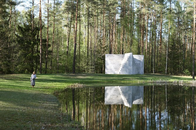 Skip the Line: Europos Parkas, Open-Air Museum Ticket Vilnius, Lithuania - How the Tour Compares to Similar Experiences