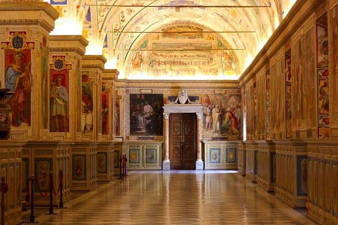 Skip the Line Guided Tour Vatican Museum & Sistine Chapel - Inside the Vatican Museum: Masterpieces and Highlights