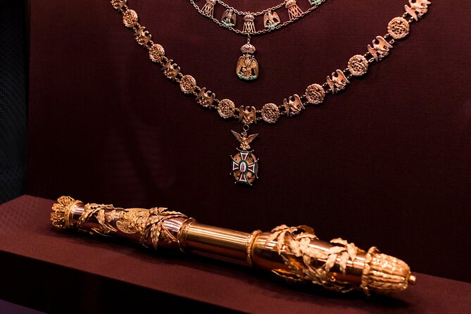 Skip-the-line Imperial Treasury Vienna Private Guided Tour - Key Points