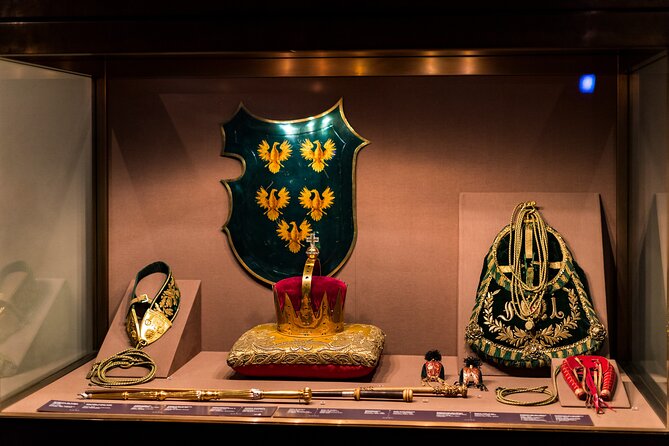 Skip-the-line Imperial Treasury Vienna Private Guided Tour - Practical Tips for Visitors