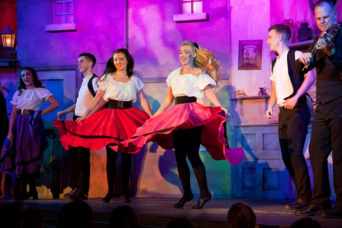 Skip the Line: Irish Night Show Including 4-Course Dinner Ticket - Audience Participation and Atmosphere
