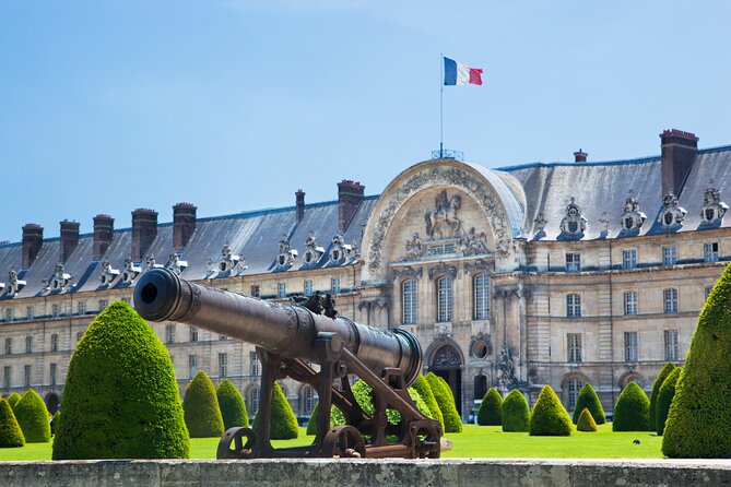 Skip-the-line Les Invalides Army Museum Paris Private Tour - Discovering the Hôtel des Invalides and its Historical Significance