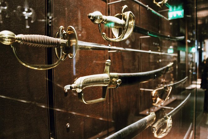 Skip-the-line Les Invalides World War Museum Guided Tour - Exclusive Guided Tour - Practical Details: Booking and Accessibility