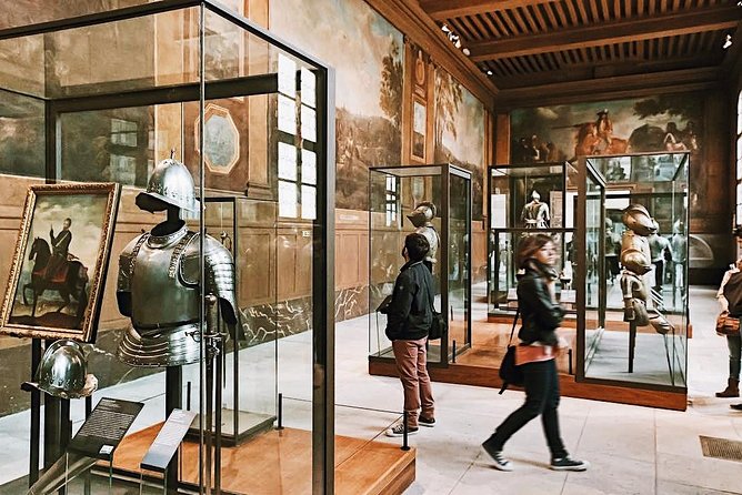 Skip-the-line Les Invalides World War Museum Guided Tour - Semi-Private 8ppl Max - The Role of Guides in Personalizing the Experience