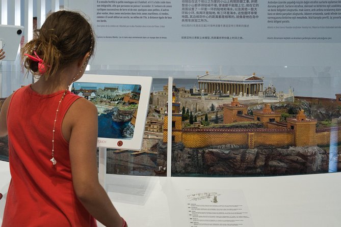 Skip the Line Lost Atlantis Experience Ticket - The Diorama and Artifacts: Visualizing Atlantis and Santorini’s Past