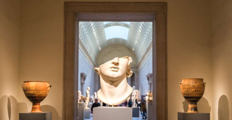 Skip-the-line Metropolitan Museum of Art Tour with Transfers - Explore The Met with a Private Guide and Fast Entry