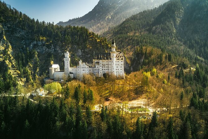 Skip The Line Neuschwanstein Castle Tour from Hohenschwangau - Practical Tips and Considerations