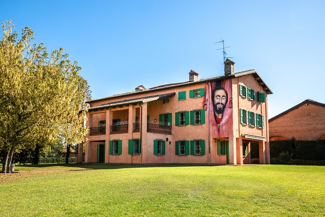 Skip the Line: Pavarotti Museum - Official Ticket + Audioguide - Exclusive Access to Luciano Pavarotti’s Private Home in Modena