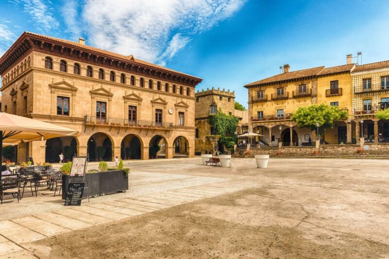 Skip-the-line Poble Espanyol Barcelona Spanish Village Tour - What is Poble Espanyol and Why Visit?