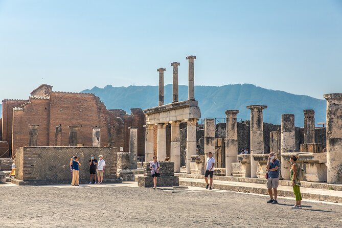 Skip-the-Line Pompeii Guided Tour from Sorrento - Key Points