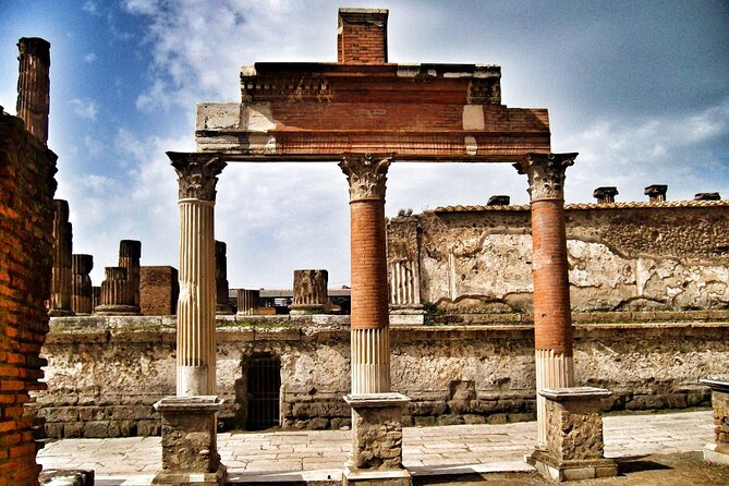 Skip the line Pompeii Guided Tour from Sorrento - Meeting Point and Transportation in Sorrento