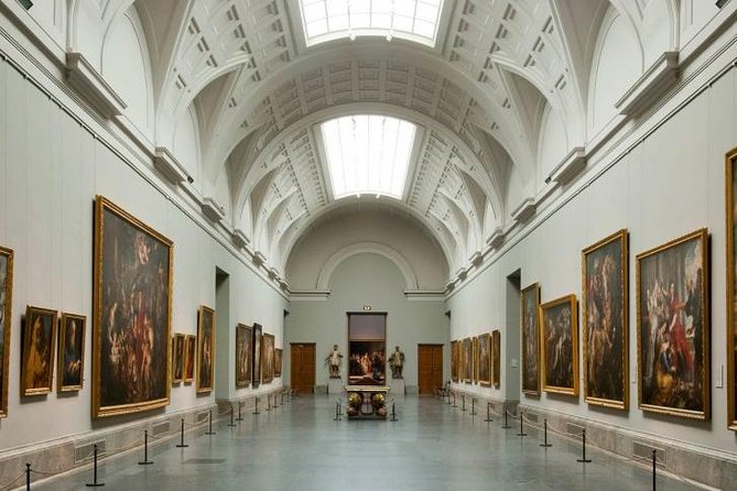 Skip the line: Prado Museum Monolingual Guided Tour - Inside the Prado: A World of Artistic Masterpieces