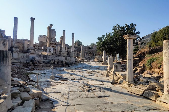 SKIP THE LINE : Private Ephesus Tour with Traditional lunch - Key Points