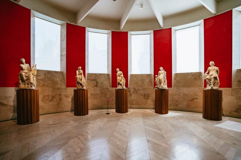 "Skip the line" Royal Palace + Prado Museum - Inside the Royal Palace: Highlights and Features