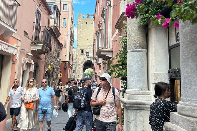 Skip-the-Line Taormina Half Day Greek Theater and Historic Center - Visiting Piazza Duomo and Its Iconic Fountains