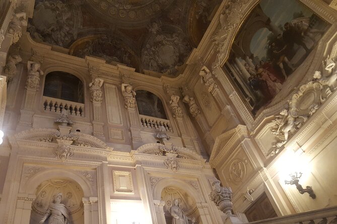 Skip-the-Line Ticket and Guided Royal Palace of Turin Group Tour - Marvel at the Royal Armory’s Extensive Collection