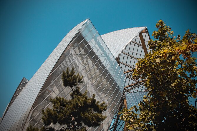 Skip-the-line Ticket Premium Access to Fondation Louis Vuitton - The Audio Guide and Self-Guided Exploration