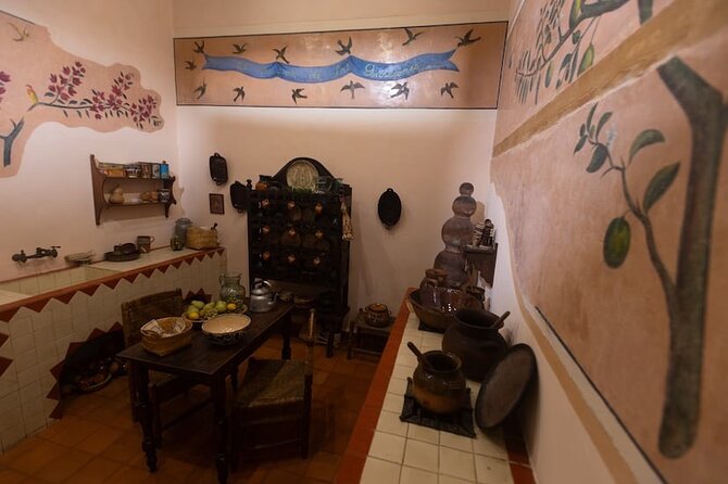 Skip the Line ticket to the Casa Kahlo Museum - Explore the Casa Kahlo Museum with Priority Access for $29.48